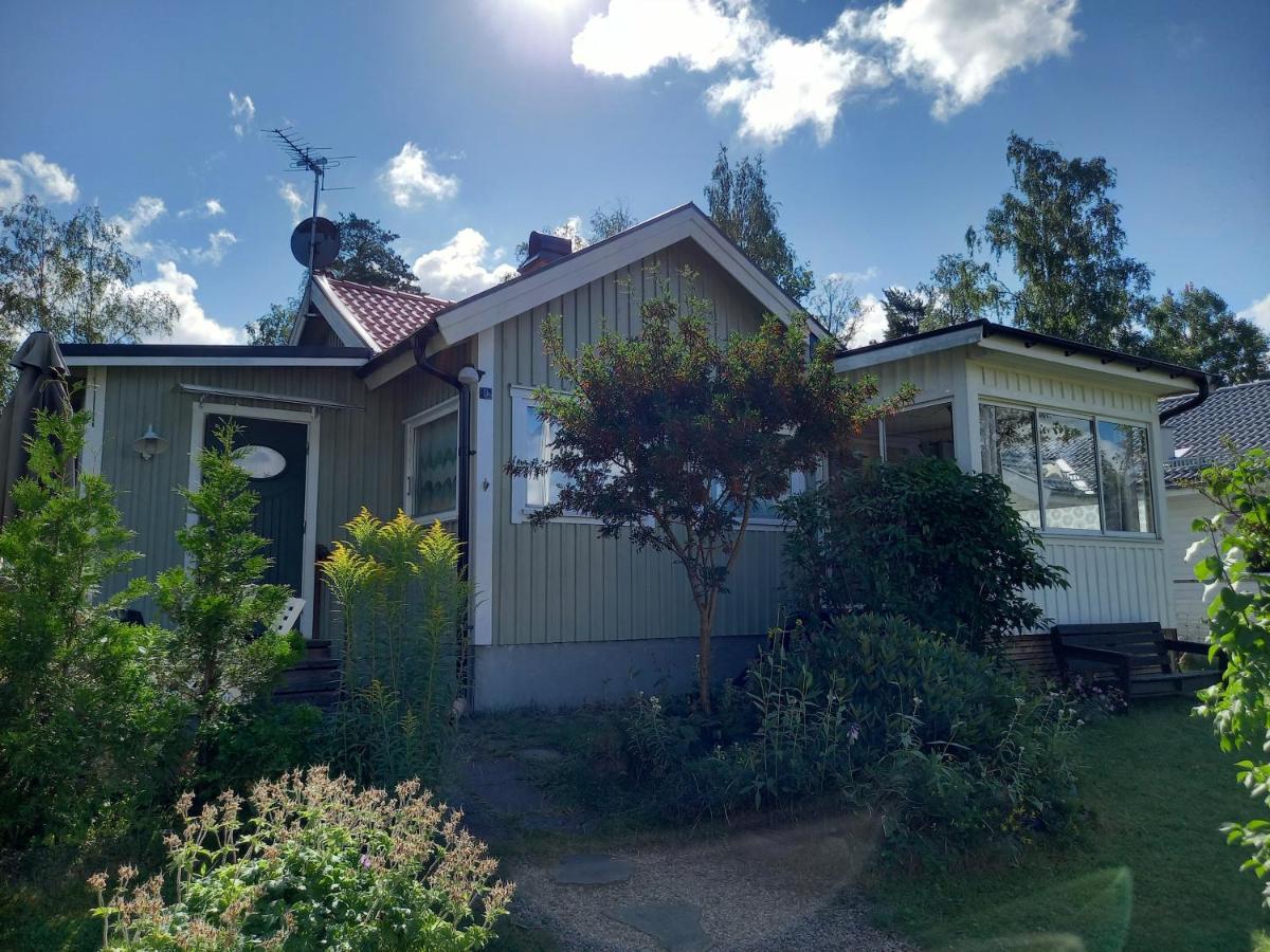 Mysig Stuga I Naturskoent Omrade. ベートランダ エクステリア 写真